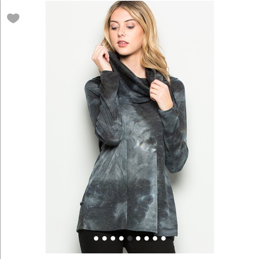 Fashion top cowl neck blue tie dye NWT